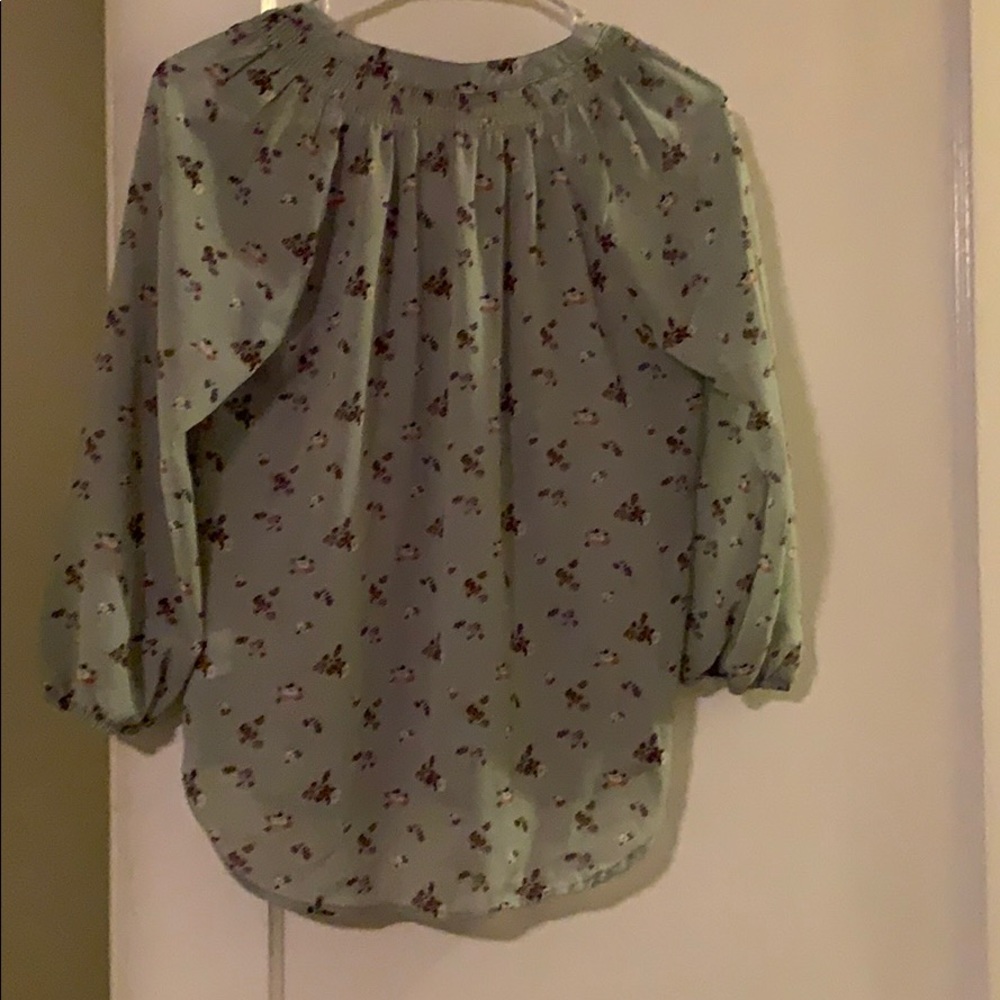 Floral blouse - Picture 2 of 4